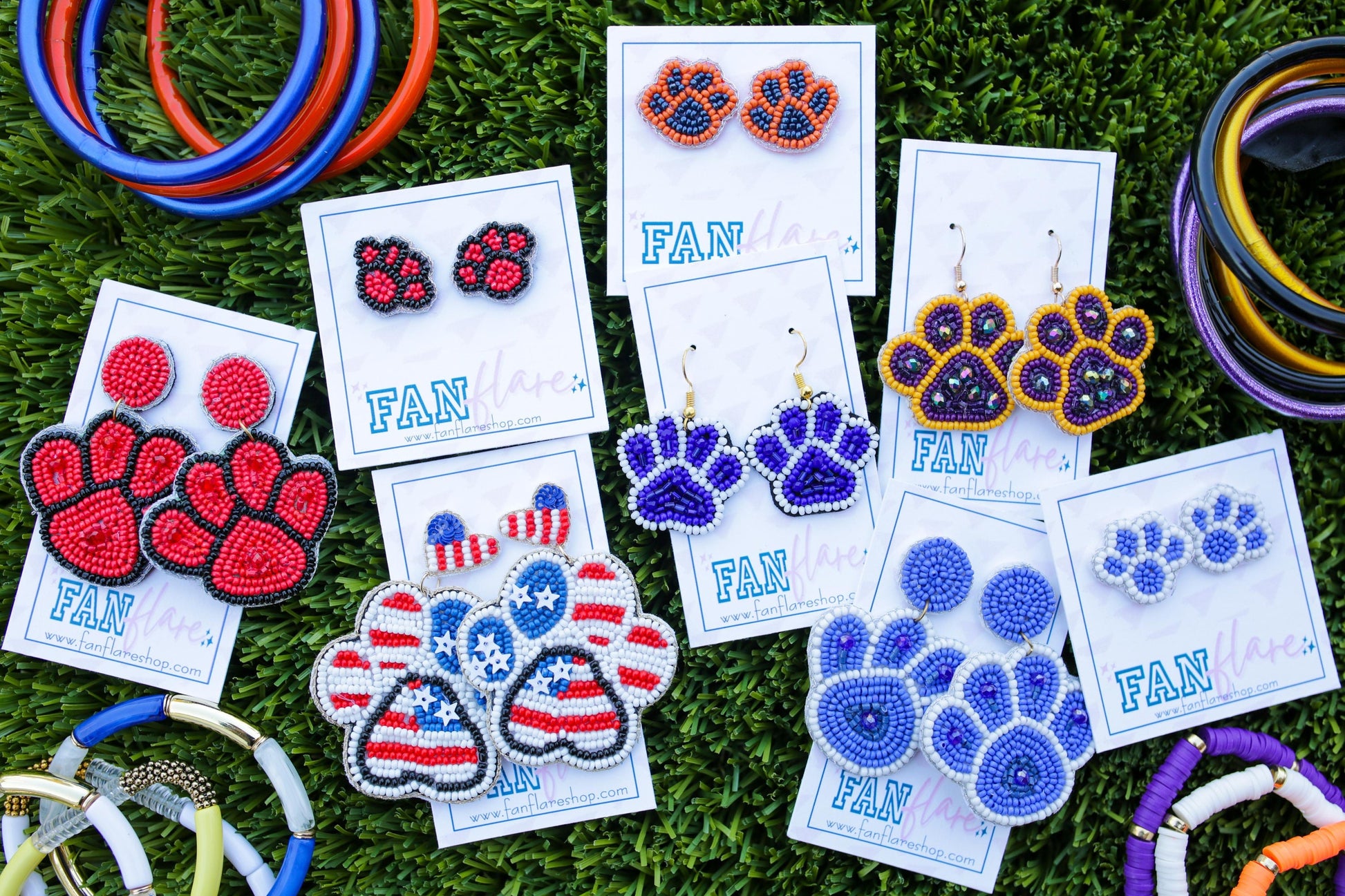 Paw Print Game Day Earrings / Team Colors